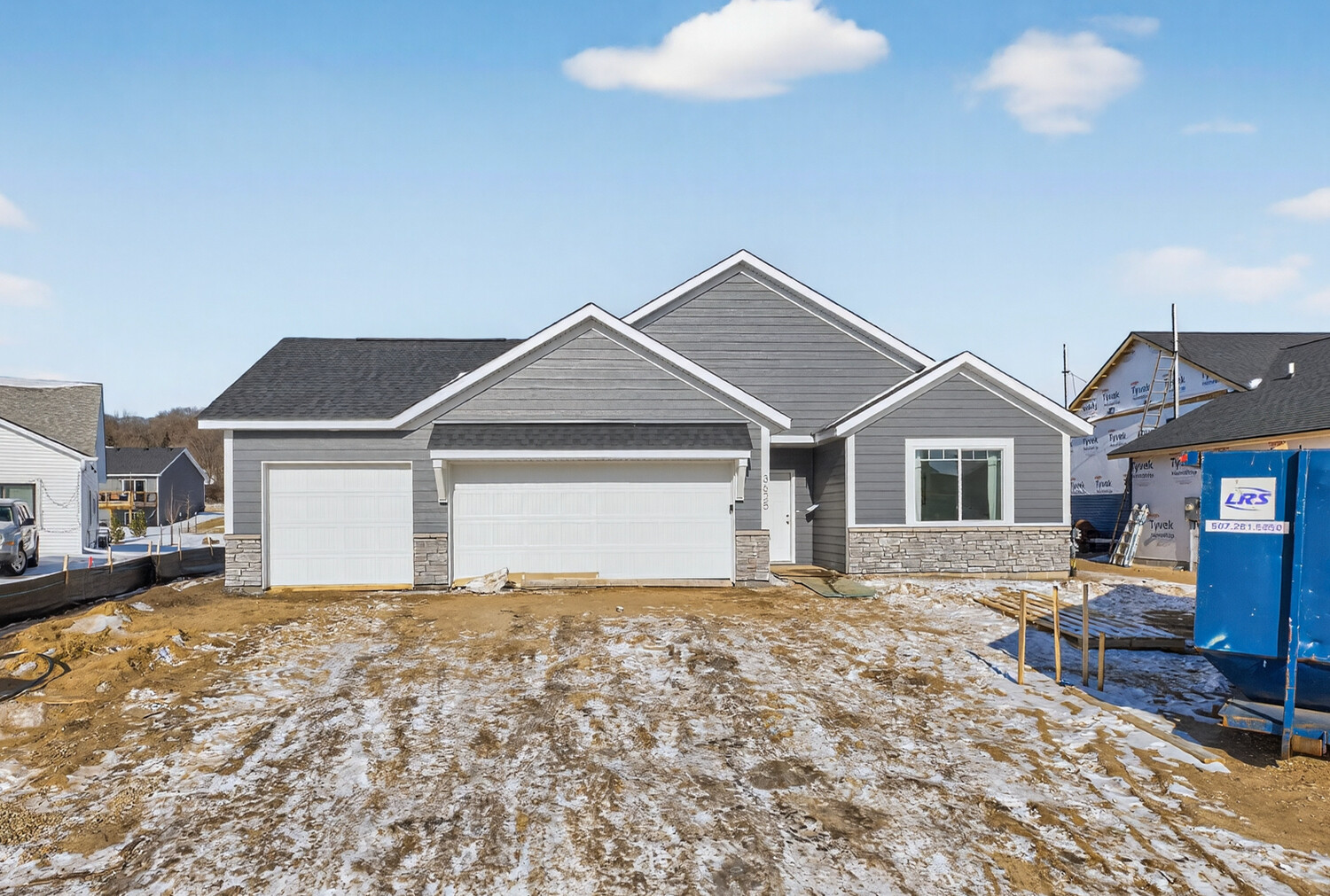 Property main image
